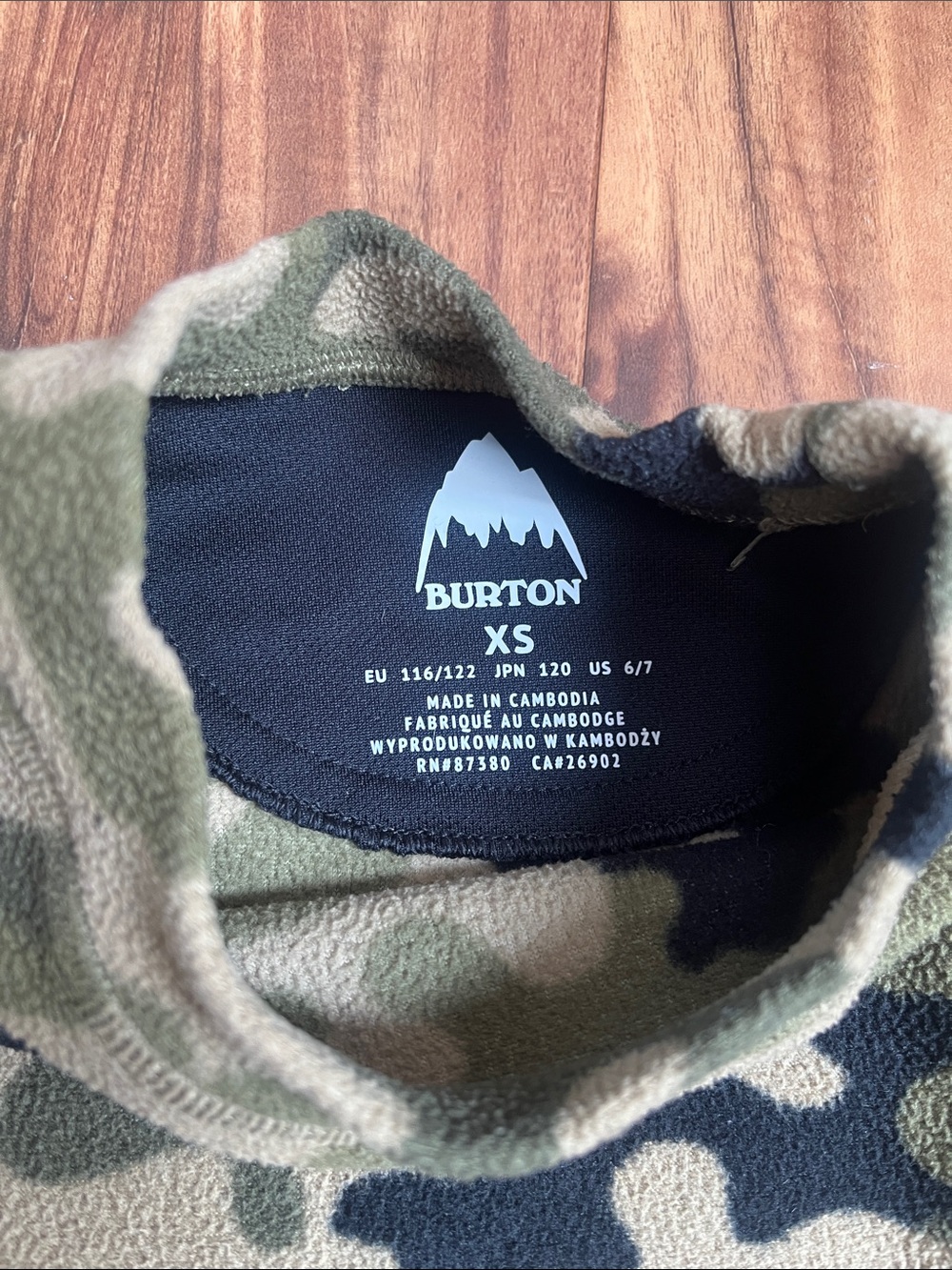 BURTON Camo Fleece Top and Pant Set - Picture 3 of 8